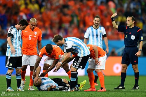 2014世界杯荷兰对阿根廷